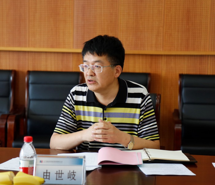 集團(tuán)工會(huì)領(lǐng)導(dǎo)調(diào)研我院勞模創(chuàng)新工作室和職工創(chuàng)新工作室(圖3) 集團(tuán)工會(huì)領(lǐng)導(dǎo)調(diào)研我院勞模創(chuàng)新工作室和職工創(chuàng)新工作室(圖3)