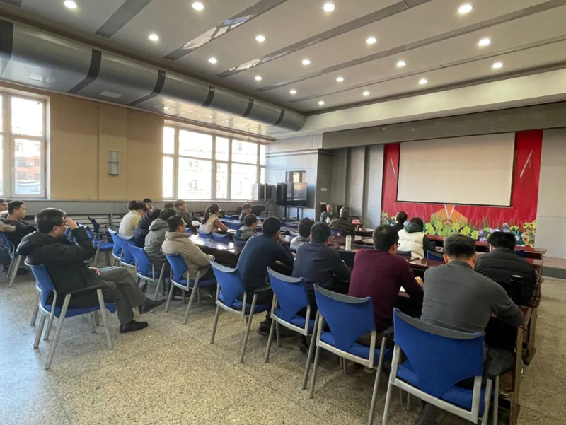 公司召開學(xué)術(shù)交流活動 ——樓永林同志從業(yè)40年經(jīng)驗交流(圖2) 公司召開學(xué)術(shù)交流活動 ——樓永林同志從業(yè)40年經(jīng)驗交流(圖2)